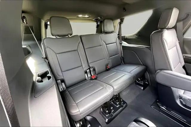 2025 Chevrolet Tahoe 4WD High Country