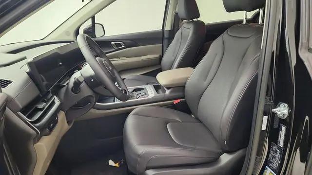 2026 Kia Carnival MPV LXS