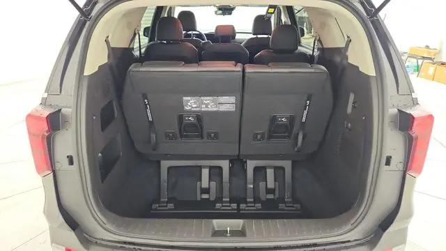 2026 Kia Carnival MPV LXS