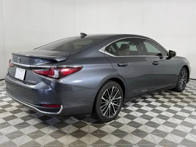 2024 Lexus ES 300h ES 300h