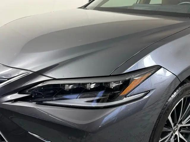 2024 Lexus ES 300h ES 300h