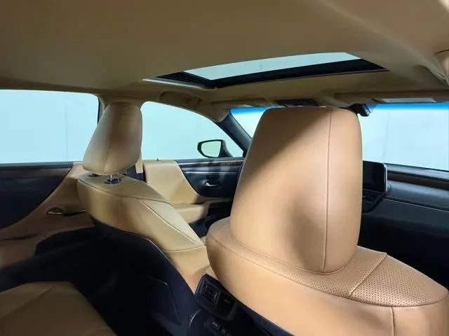 2024 Lexus ES 300h ES 300h