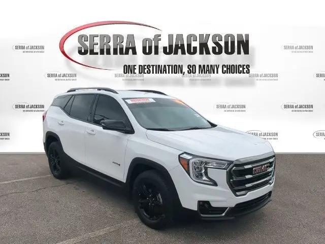 2024 GMC Terrain AWD AT4