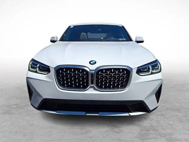 2023 BMW X4 xDrive30i