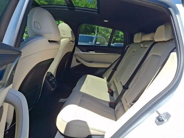 2023 BMW X4 xDrive30i