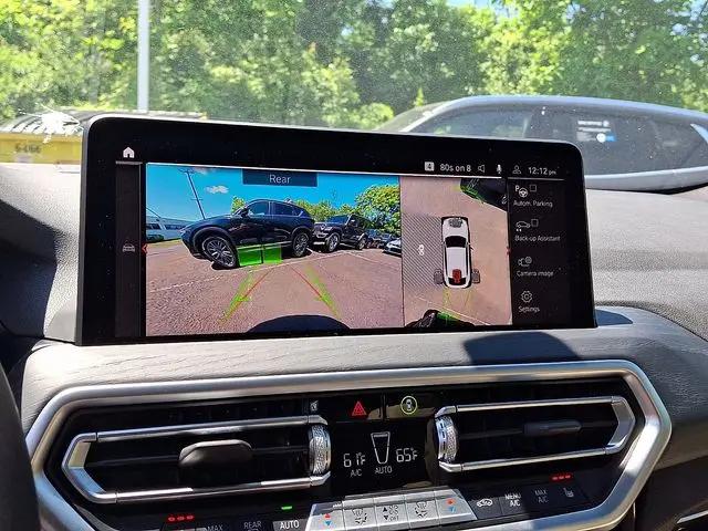 2023 BMW X4 xDrive30i