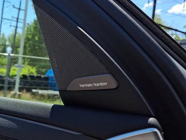 2023 BMW X4 xDrive30i