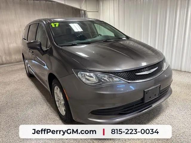 2017 Chrysler Pacifica Touring