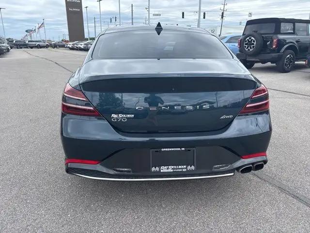 2022 Genesis G70 2.0T AWD