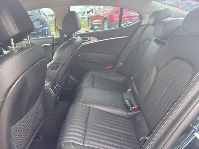 2022 Genesis G70 2.0T AWD
