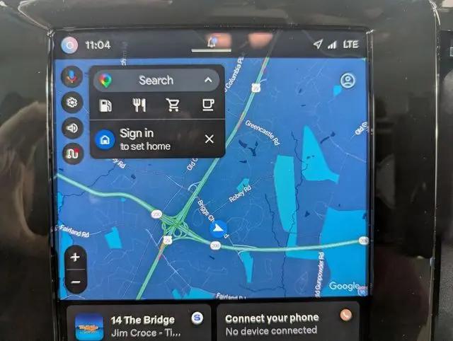 2023 Volvo XC40 B5 Plus Bright Theme