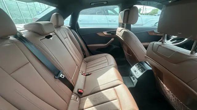 2023 Audi A4 Premium 40 TFSI quattro S tronic