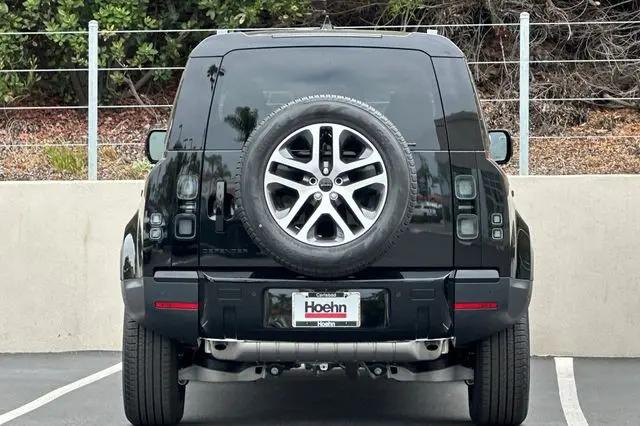 2026 Land Rover Defender P300 S