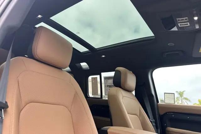 2026 Land Rover Defender P300 S