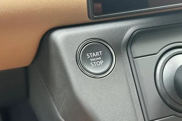 2026 Land Rover Defender P300 S