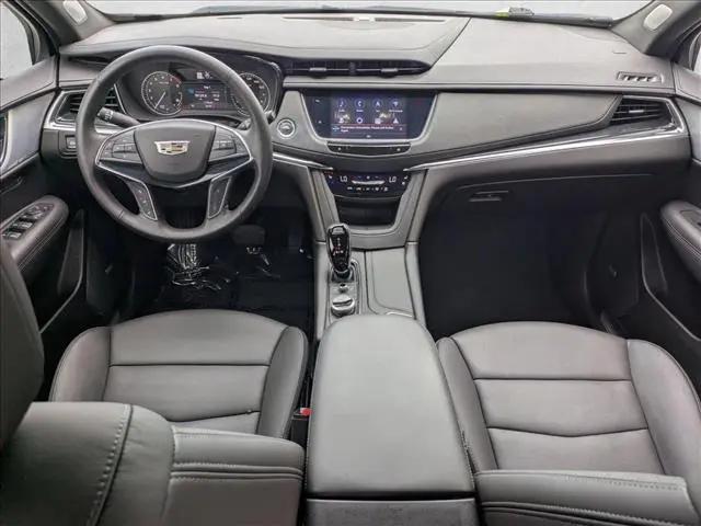 2023 Cadillac XT5 FWD Premium Luxury