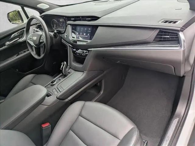 2023 Cadillac XT5 FWD Premium Luxury