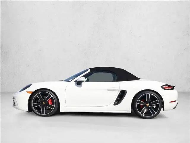 2025 Porsche 718 Boxster S