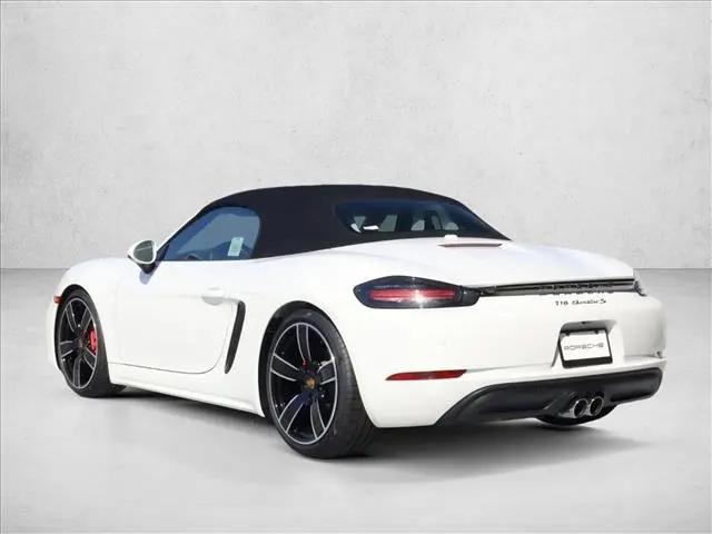 2025 Porsche 718 Boxster S
