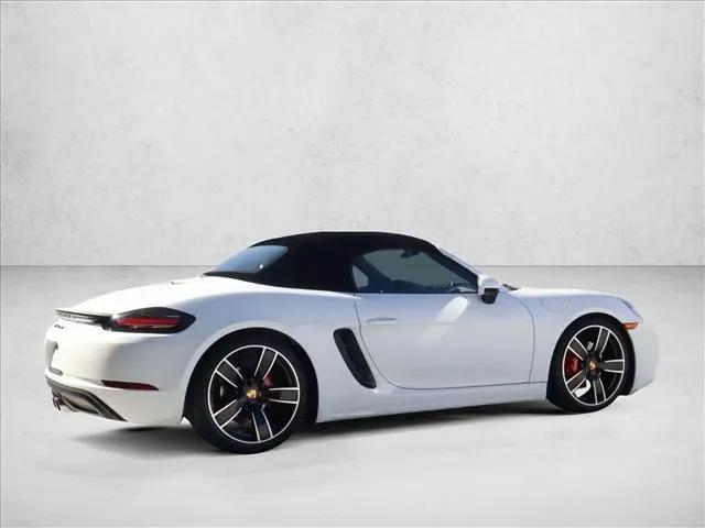 2025 Porsche 718 Boxster S
