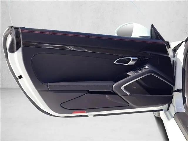 2025 Porsche 718 Boxster S