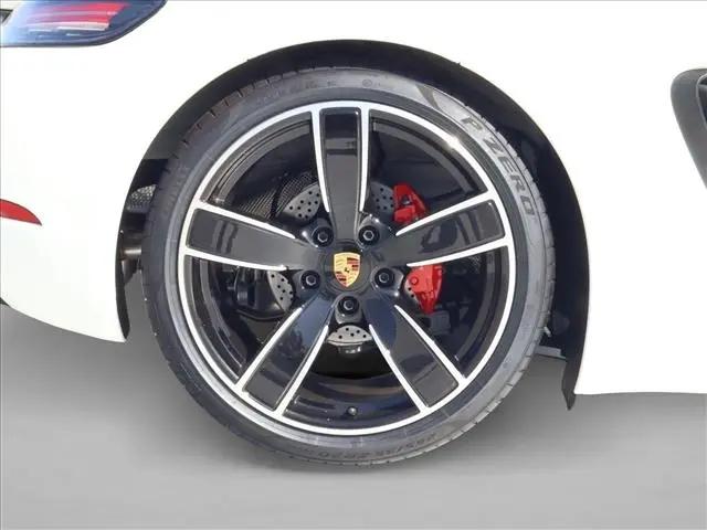 2025 Porsche 718 Boxster S