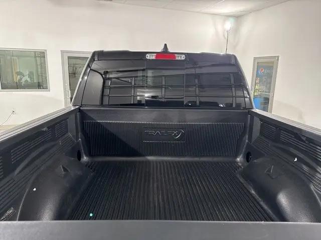 2022 Ram 1500 Big Horn Crew Cab 4x4 57 Box