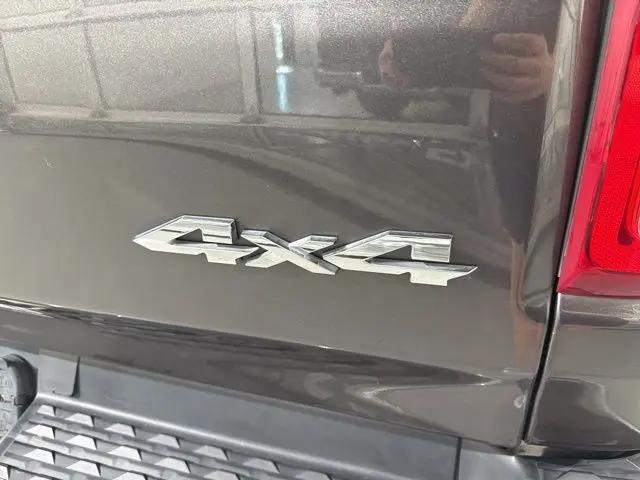 2021 Ram 1500 Big Horn Crew Cab 4x4 5'7" Box