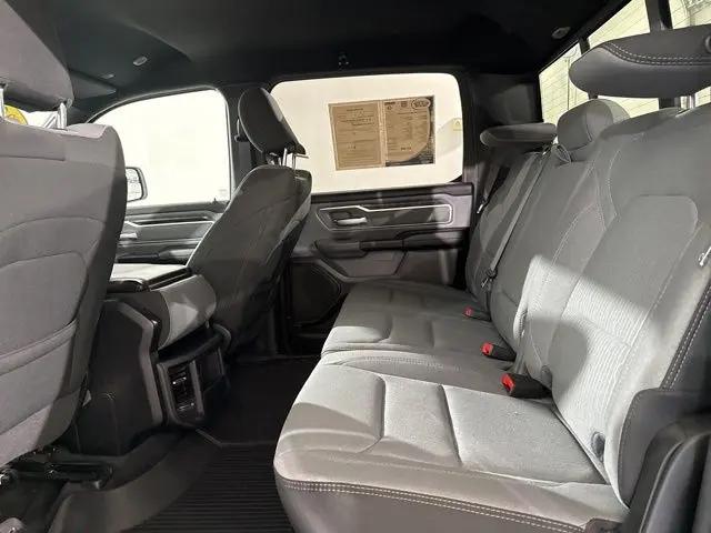 2021 Ram 1500 Big Horn Crew Cab 4x4 5'7" Box