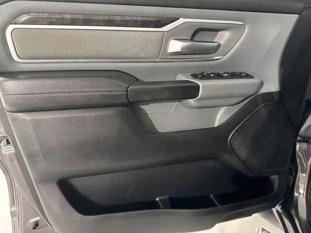 2021 Ram 1500 Big Horn Crew Cab 4x4 5'7" Box