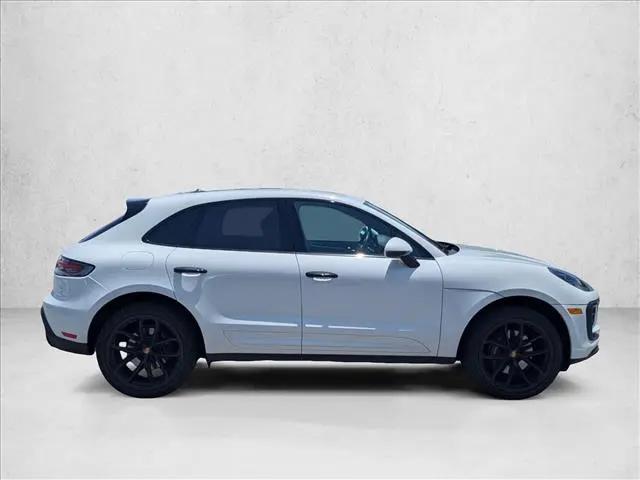 2022 Porsche Macan Macan