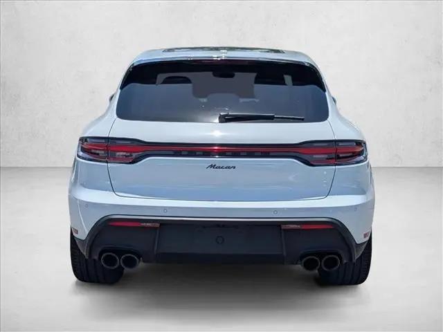 2022 Porsche Macan Macan