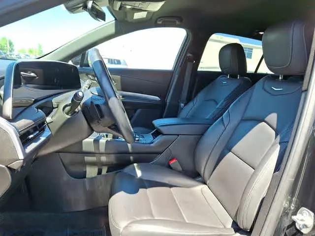 2025 Cadillac XT4 AWD Premium Luxury