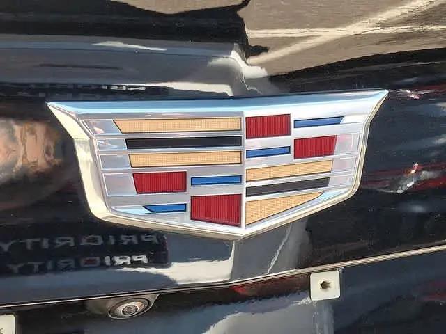 2025 Cadillac XT4 AWD Premium Luxury