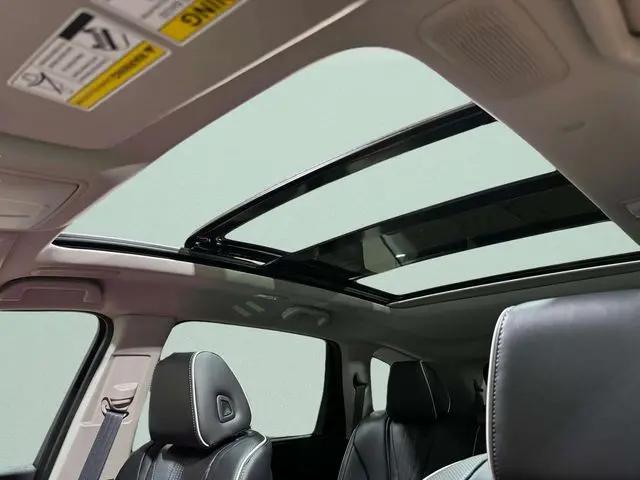 2025 Acura MDX Advance Package