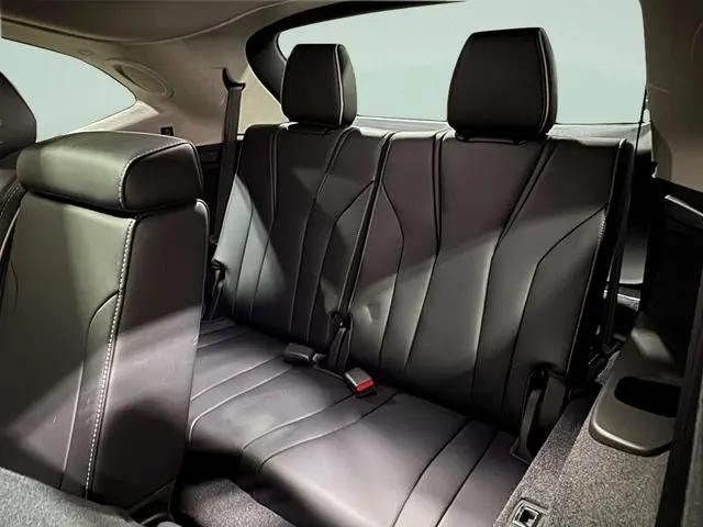 2025 Acura MDX Advance Package