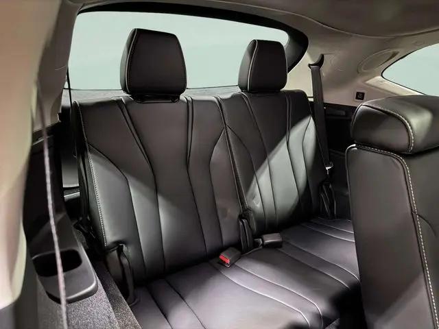 2025 Acura MDX Advance Package
