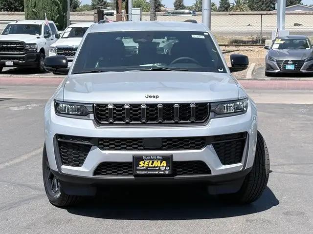 2026 Jeep Grand Cherokee L Altitude 4x4