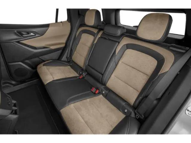 2027 Chevrolet Equinox FWD ACTIV