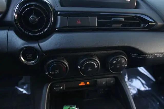 2021 Mazda MX-5 Miata RF Club