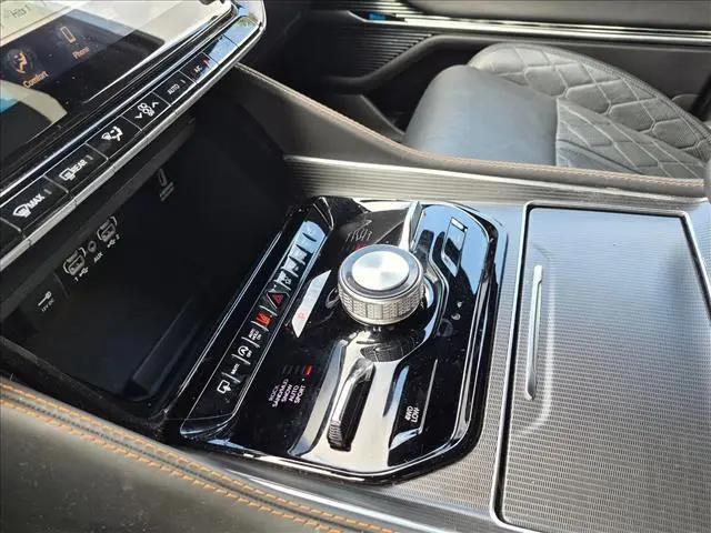 2024 Jeep Grand Wagoneer L Series III Obsidian 4x4