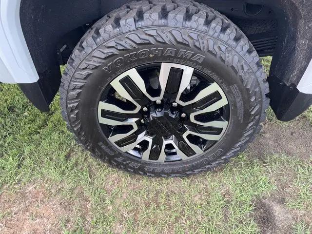 2026 GMC Sierra 2500HD Crew Cab, Standard Bed, Denali Ultimate, 4WD