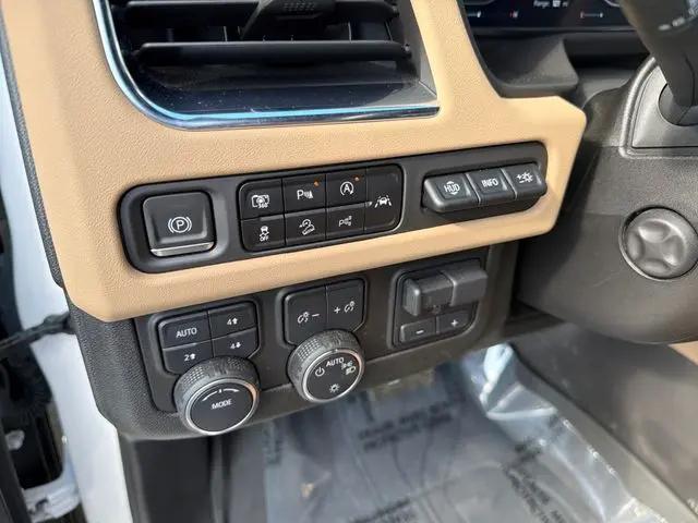 2023 Chevrolet Tahoe 4WD Premier
