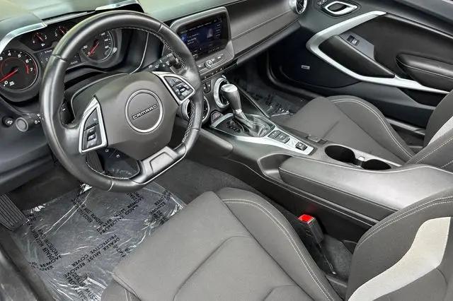 2024 Chevrolet Camaro RWD Convertible LT1
