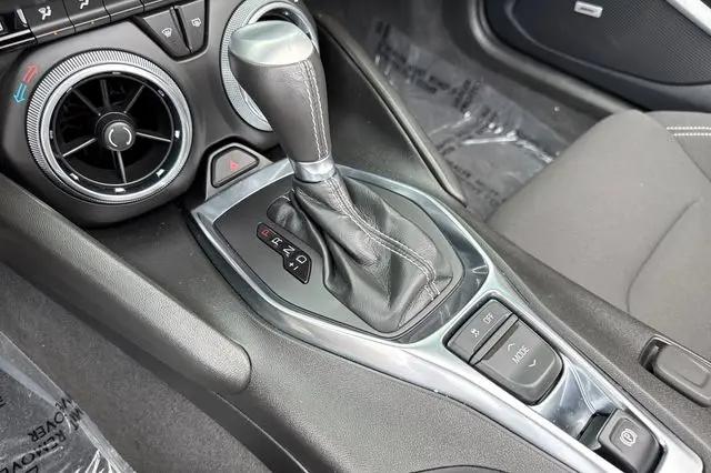 2024 Chevrolet Camaro RWD Convertible LT1