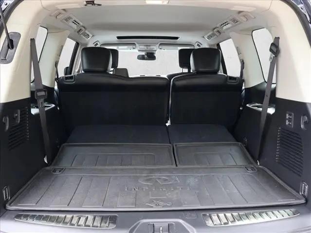 2017 INFINITI QX80 Standard