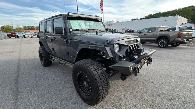 2017 Jeep Wrangler Unlimited Willy Wheeler 4x4