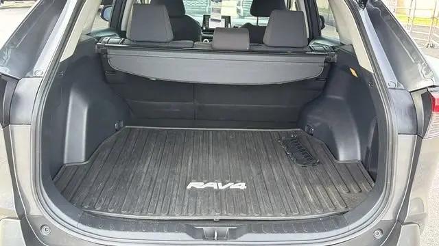 2020 Toyota RAV4 Hybrid LE