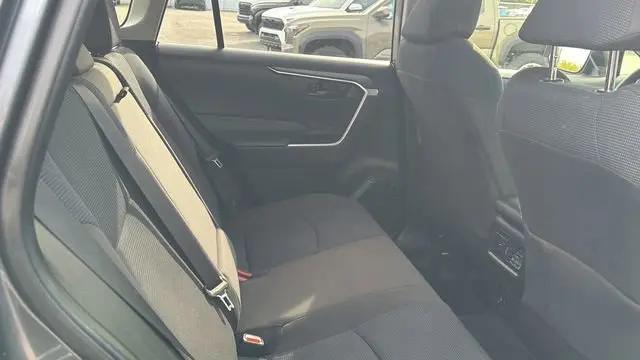 2020 Toyota RAV4 Hybrid LE