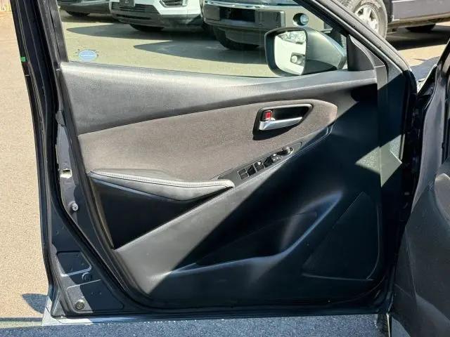 2016 Scion iA Base